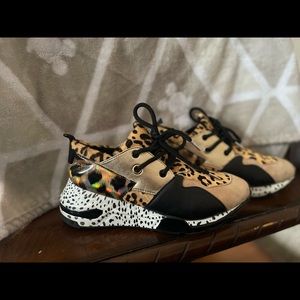 Steve Madden leopard sneakers